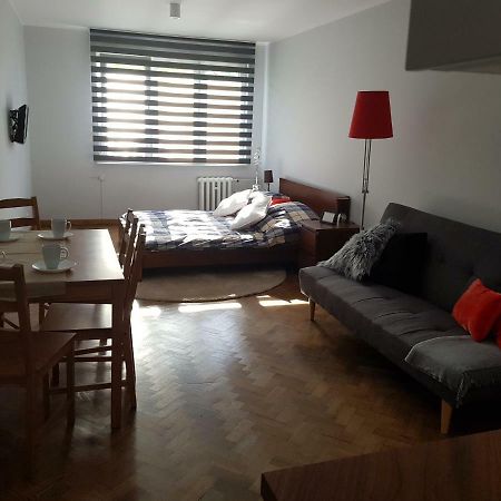 Apartament Przymorze Appartamento Danzica Esterno foto