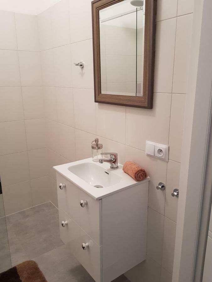 Apartament Przymorze Appartamento Danzica Esterno foto