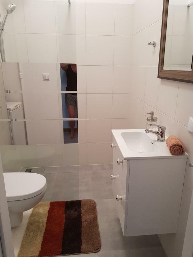 Apartament Przymorze Appartamento Danzica Esterno foto